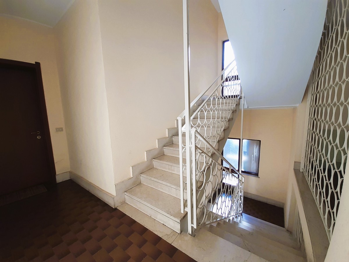 Foto 17 di 18 - Appartamento in vendita a Legnano