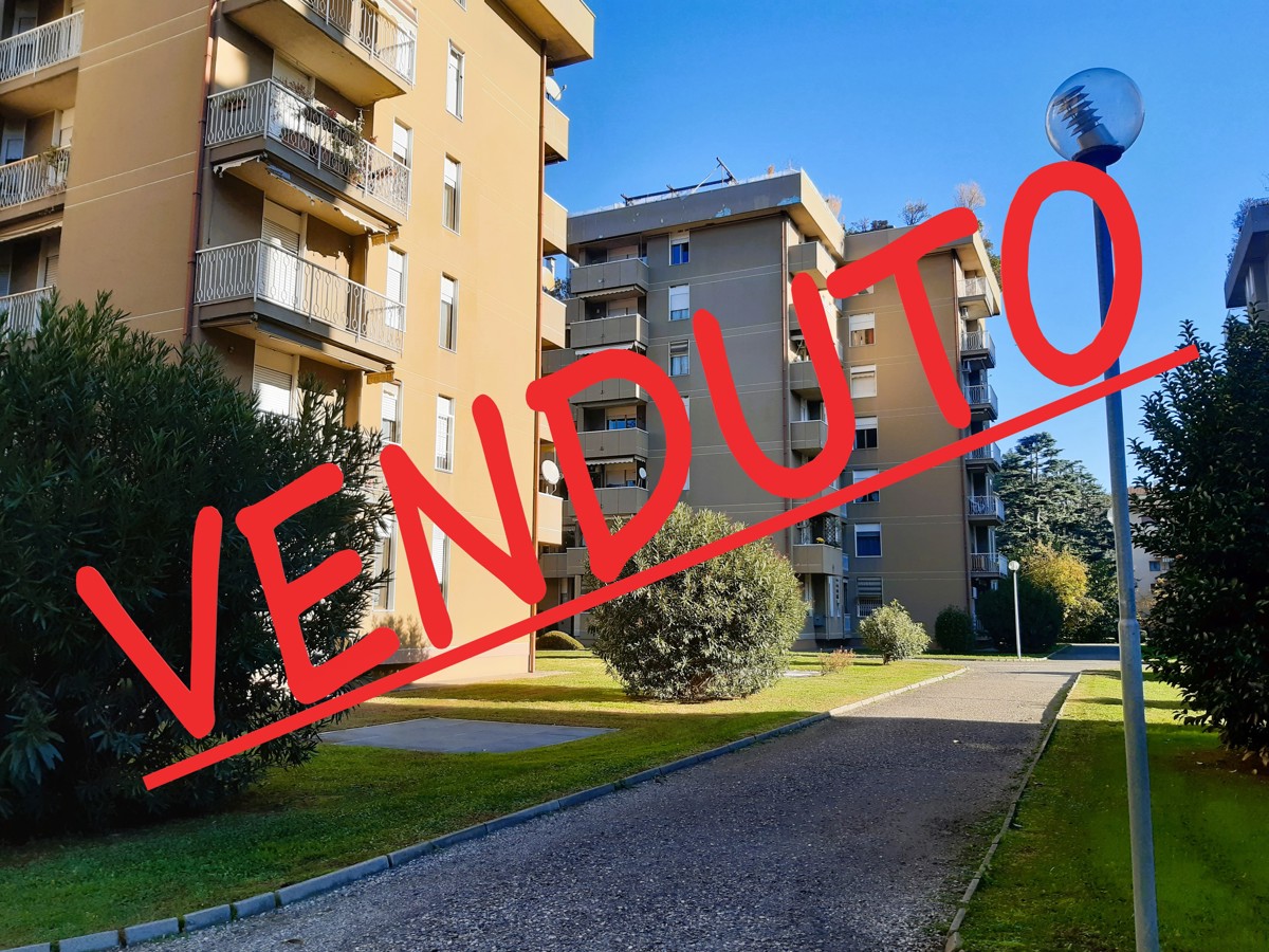 Foto 1 di 18 - Appartamento in vendita a Legnano