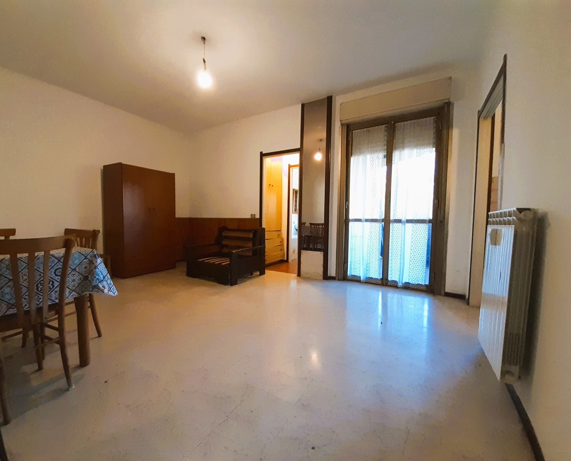 Foto 3 di 18 - Appartamento in vendita a Legnano