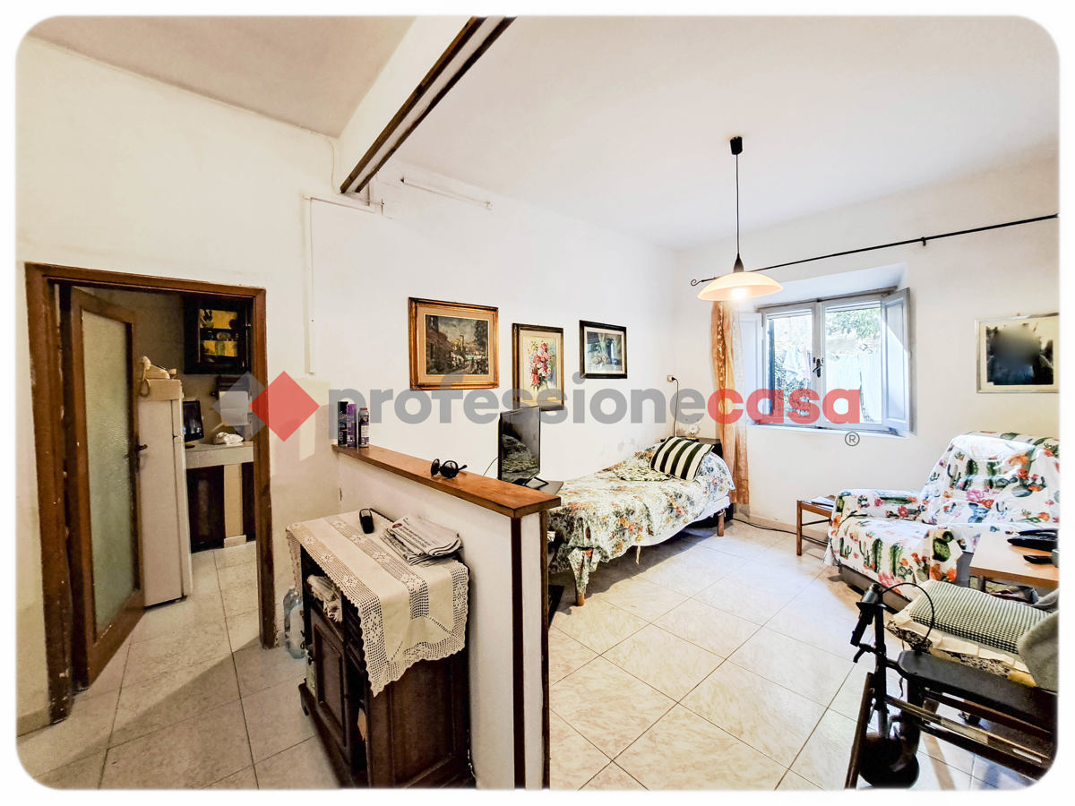 Foto 29 di 36 - Appartamento in vendita a Livorno