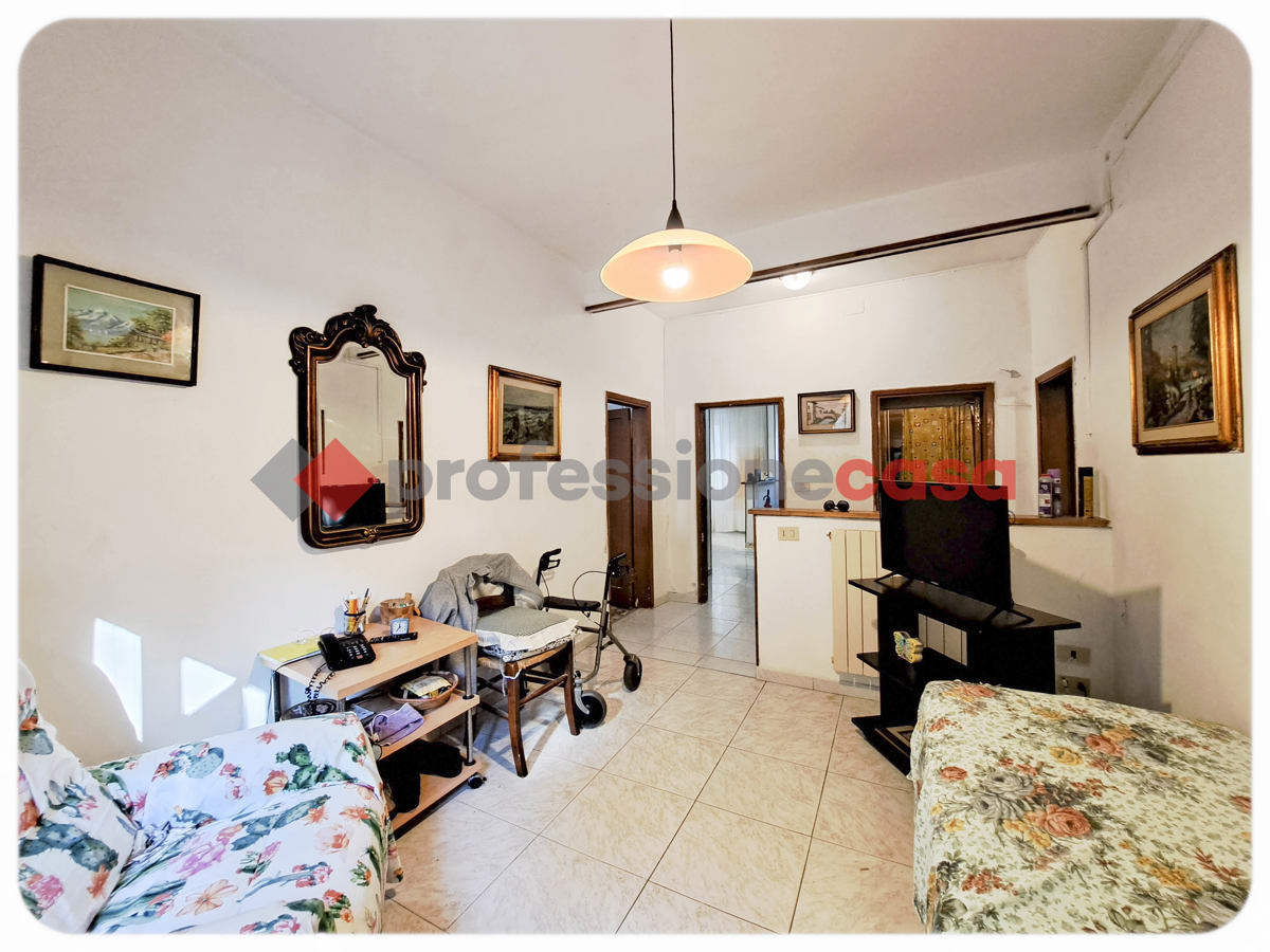 Foto 33 di 36 - Appartamento in vendita a Livorno