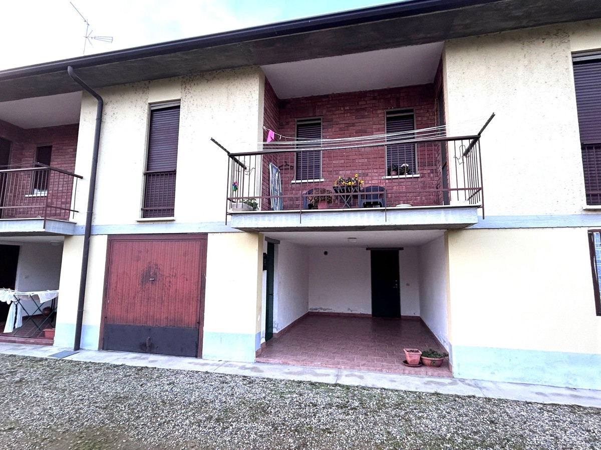 Foto 1 di 19 - Appartamento in vendita a Dorno