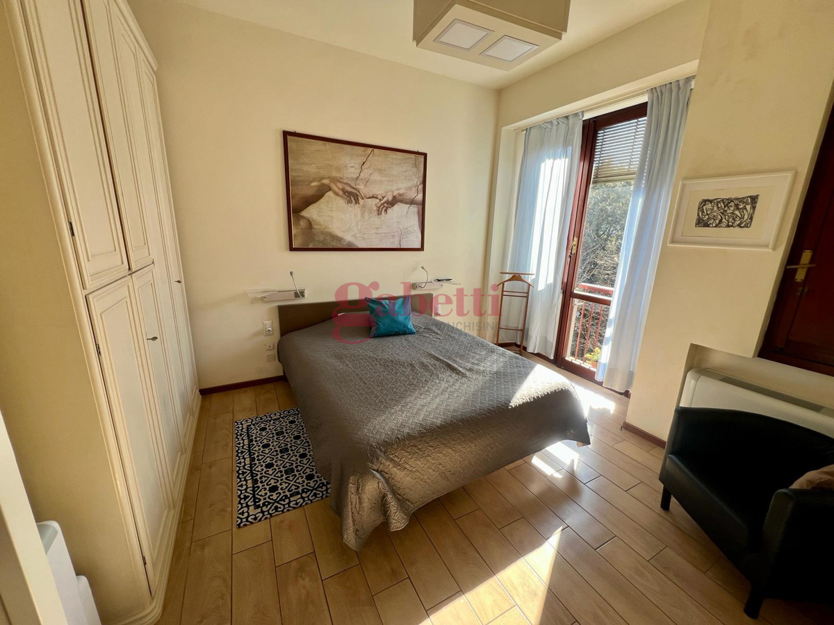 Foto 6 di 28 - Appartamento in vendita a Firenze