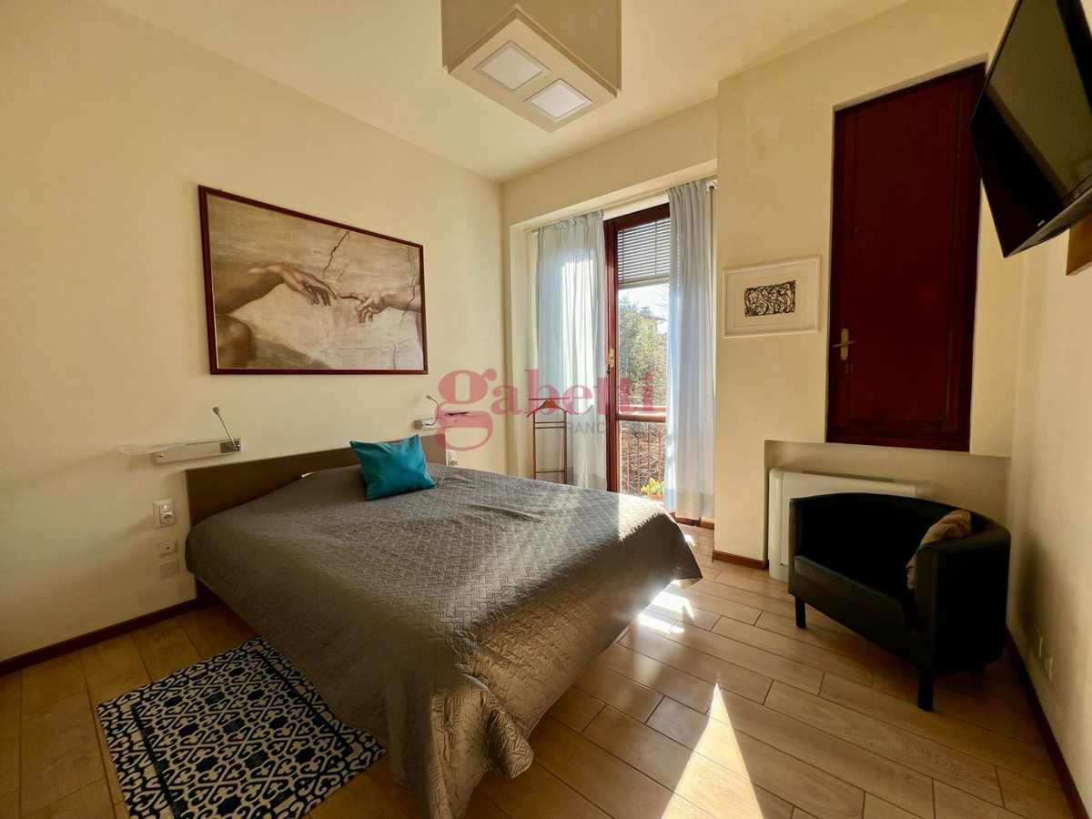 Foto 25 di 28 - Appartamento in vendita a Firenze