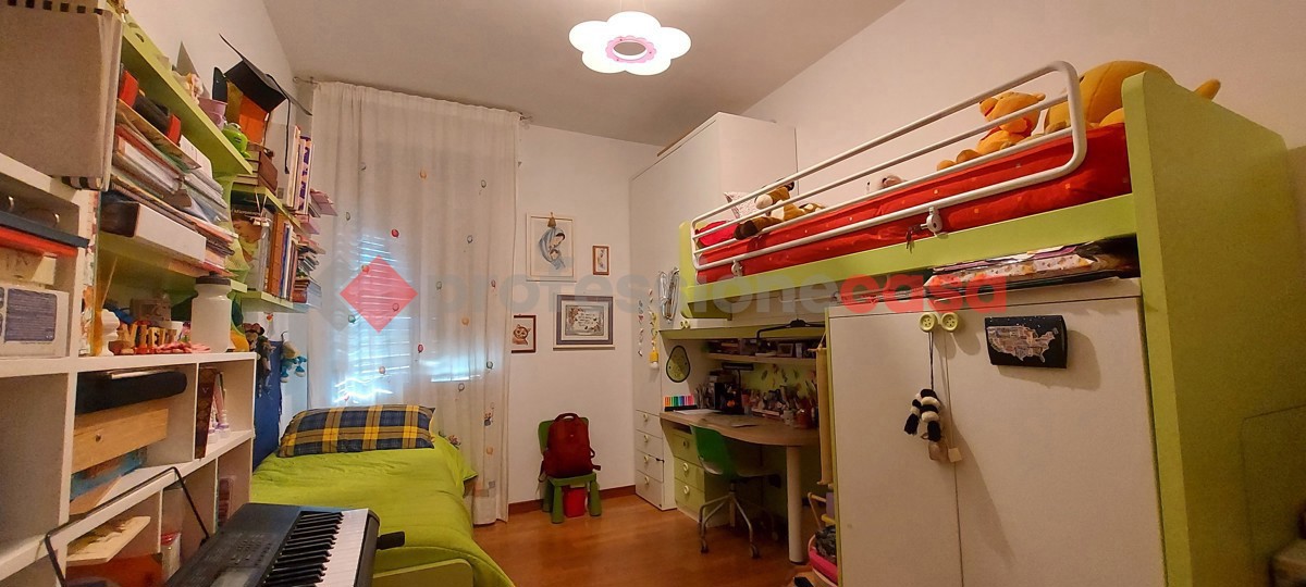 Foto 11 di 17 - Appartamento in vendita a Siena