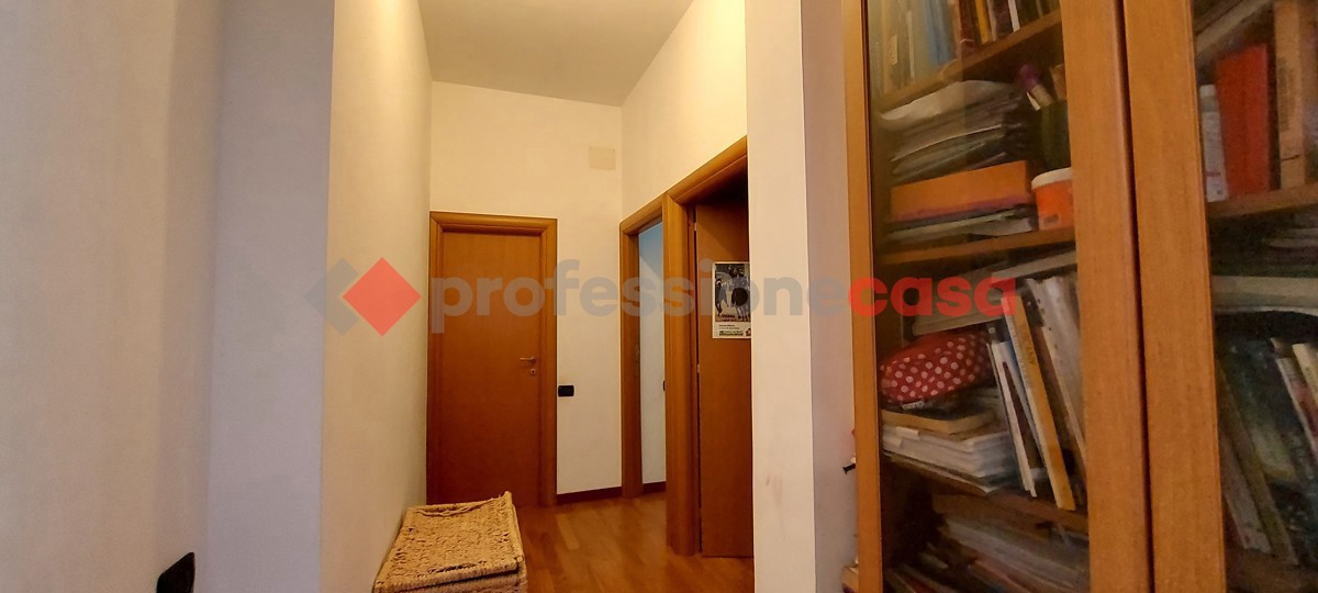 Foto 3 di 17 - Appartamento in vendita a Siena