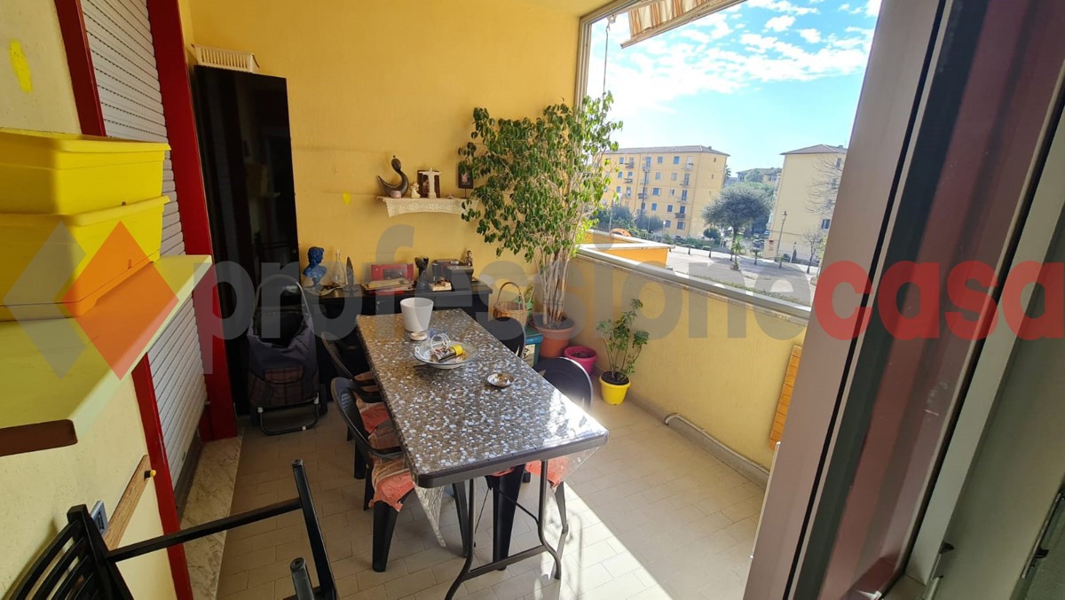 Foto 26 di 30 - Appartamento in vendita a Salerno