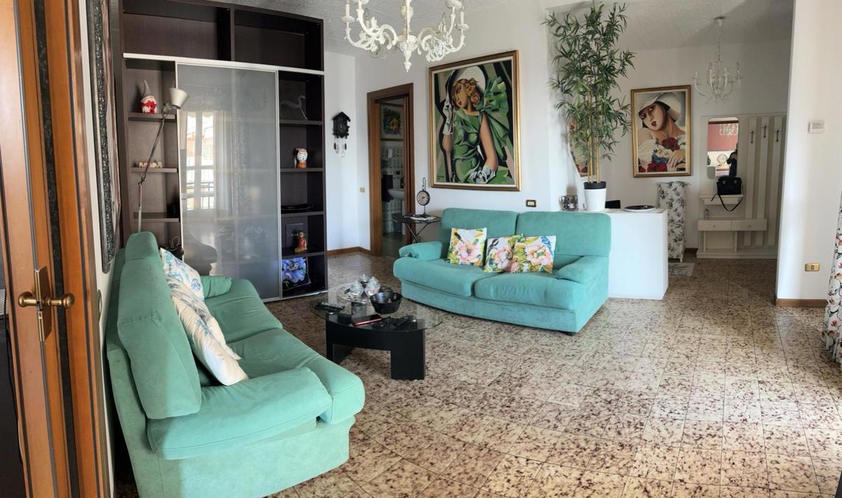 Foto 17 di 48 - Appartamento in vendita a Cinisello Balsamo