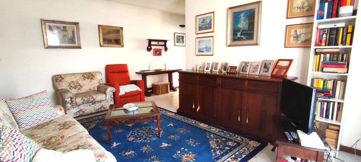 Foto 3 di 16 - Appartamento in vendita a Landriano