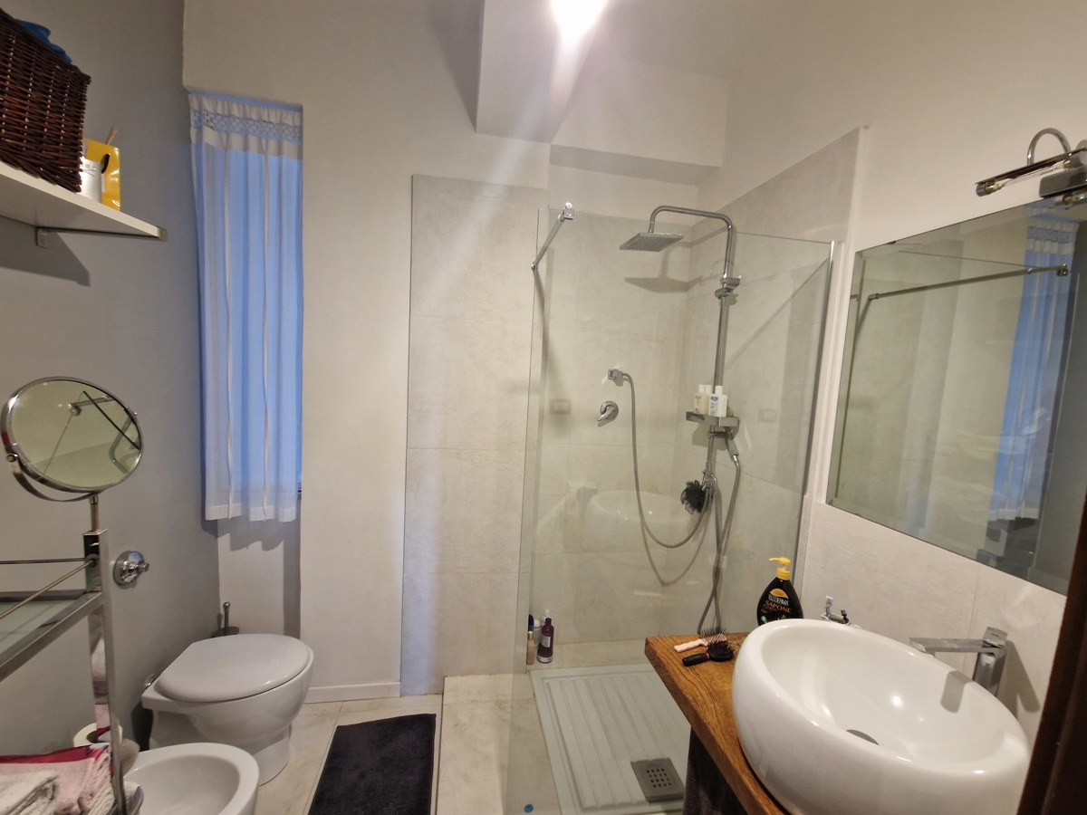 Foto 16 di 21 - Appartamento in vendita a Messina