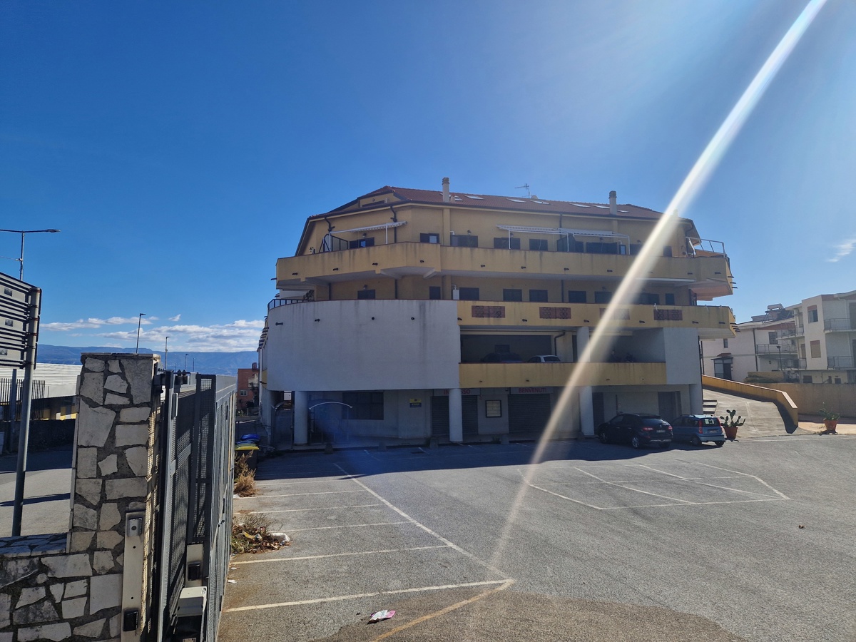 Foto 3 di 26 - Appartamento in vendita a Messina