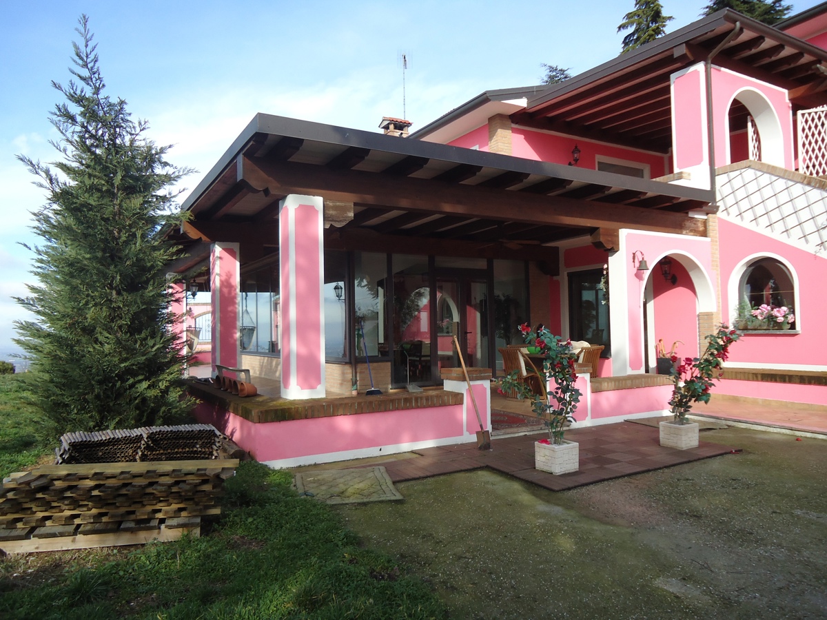 Foto 13 di 40 - Villa in vendita a Pietra de' Giorgi