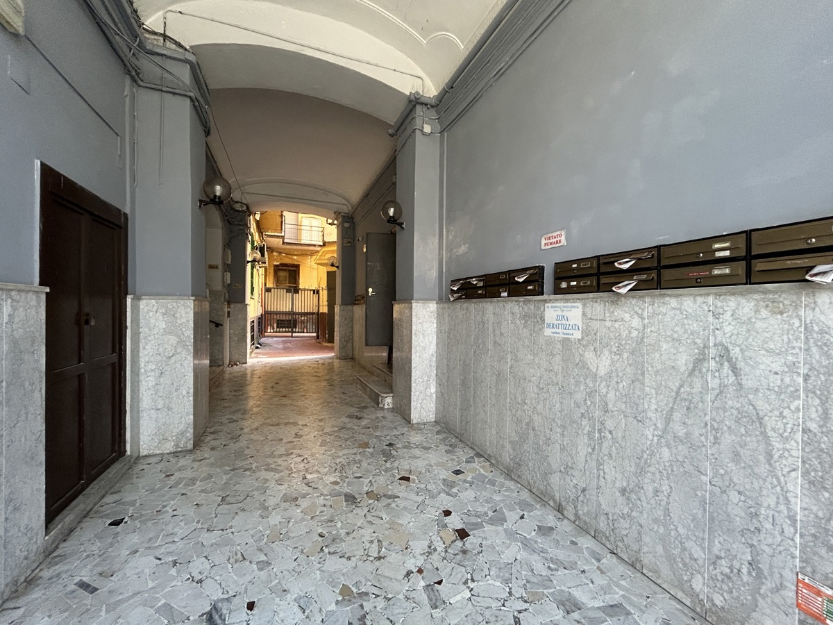 Foto 20 di 24 - Appartamento in vendita a Napoli