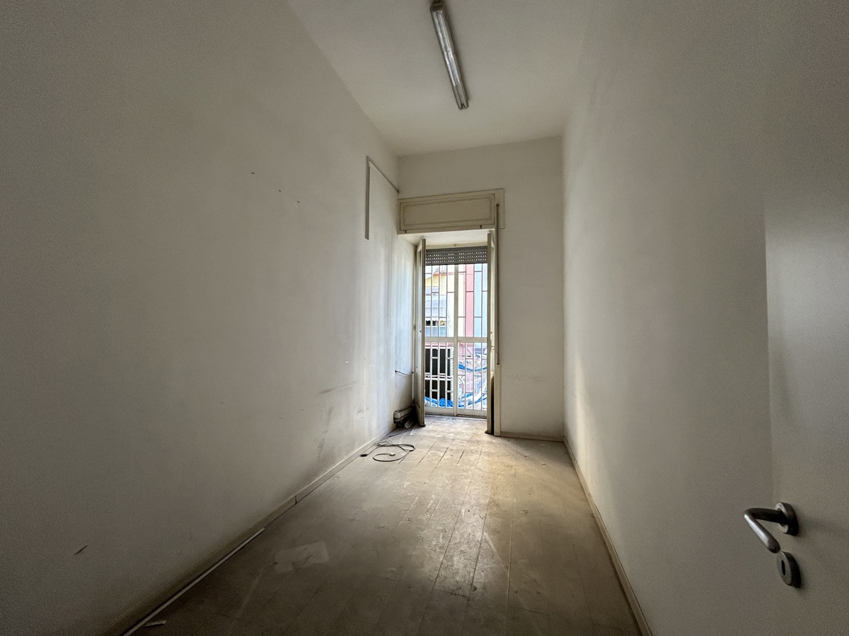 Foto 13 di 24 - Appartamento in vendita a Napoli