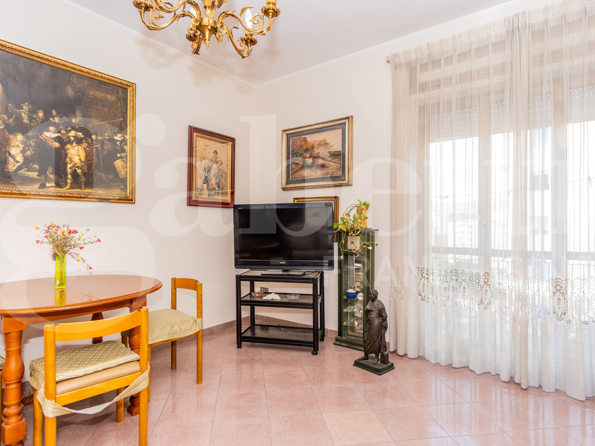 Foto 7 di 29 - Appartamento in vendita a Napoli