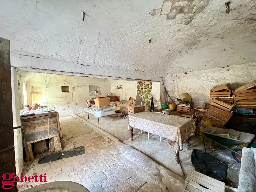 Foto 21 di 45 - Rustico in vendita a Monticello d'Alba