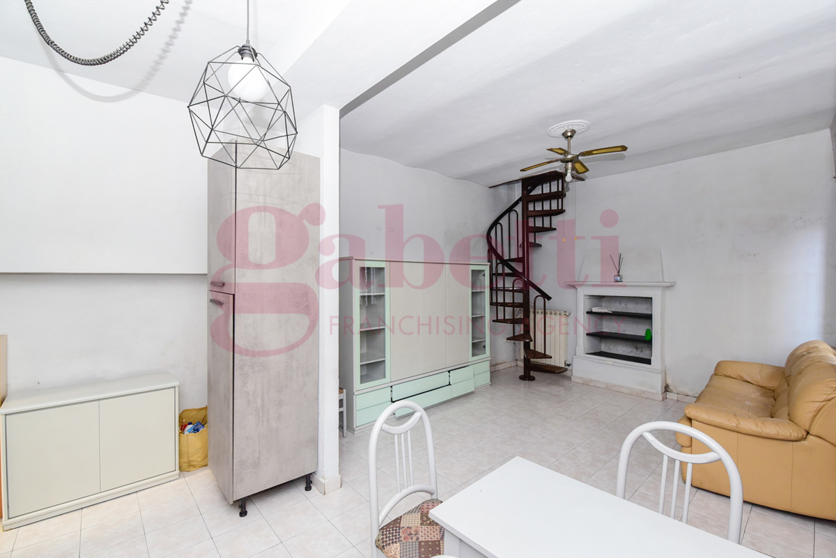 Appartamento in vendita a Mariano Comense (CO)
