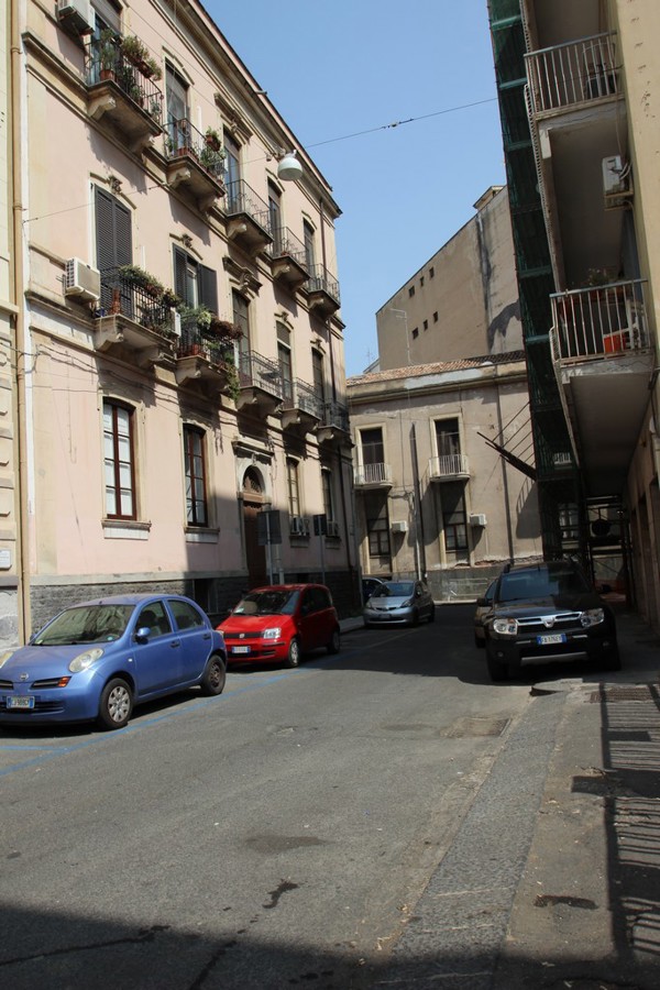 Foto 30 di 31 - Appartamento in vendita a Catania