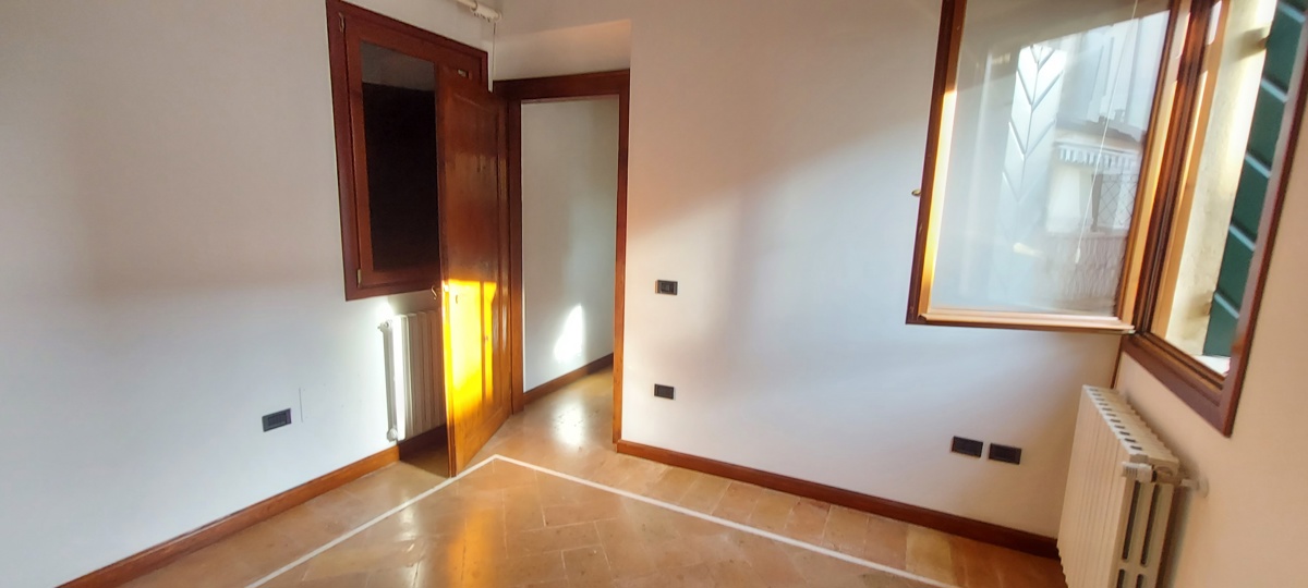 Foto 16 di 25 - Appartamento in affitto a Treviso