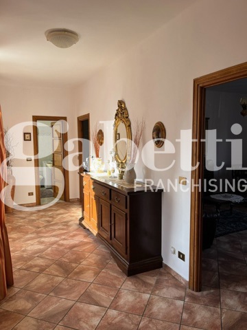 Foto 10 di 16 - Appartamento in vendita a Biella