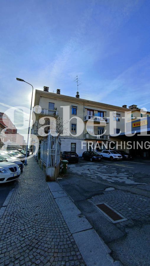 Foto 2 di 16 - Appartamento in vendita a Biella
