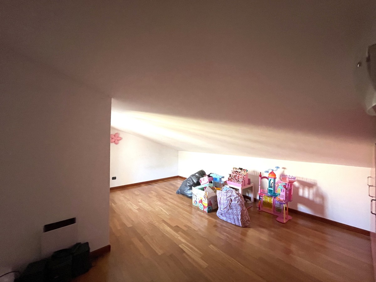 Foto 32 di 34 - Appartamento in vendita a Frascati