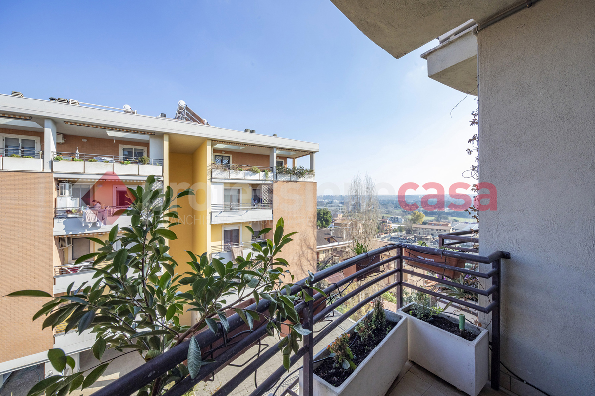 Foto 17 di 37 - Appartamento in vendita a Roma