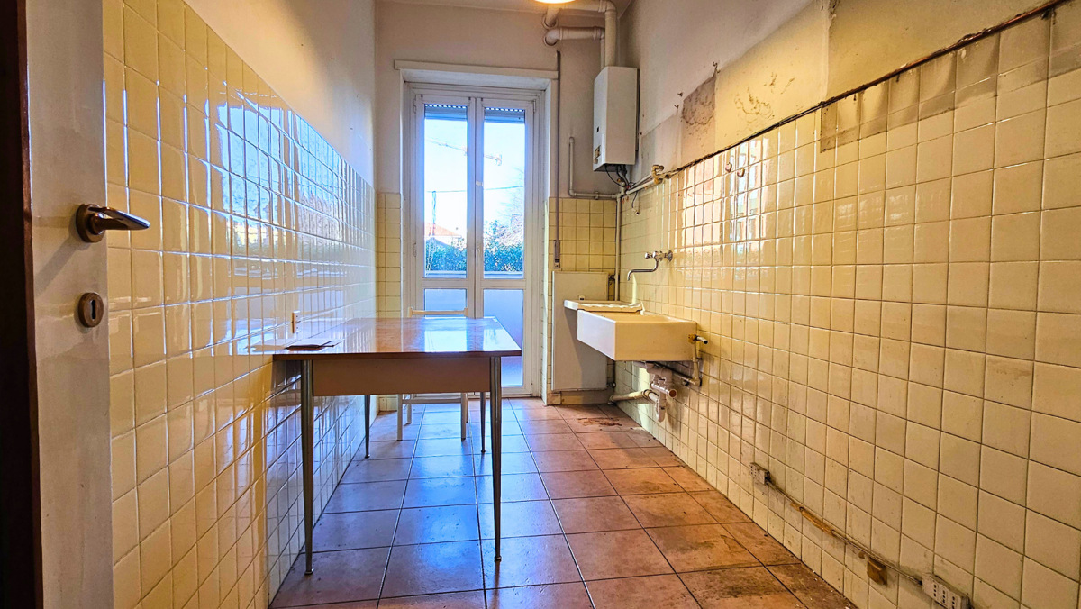 Foto 8 di 15 - Appartamento in vendita a Saronno