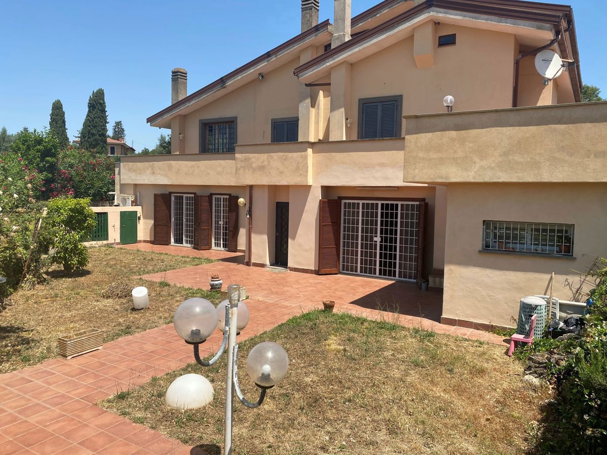 Foto 7 di 42 - Villa a schiera in vendita a Frascati