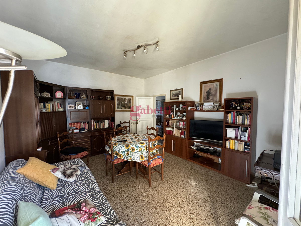 Foto 7 di 33 - Appartamento in vendita a Firenze