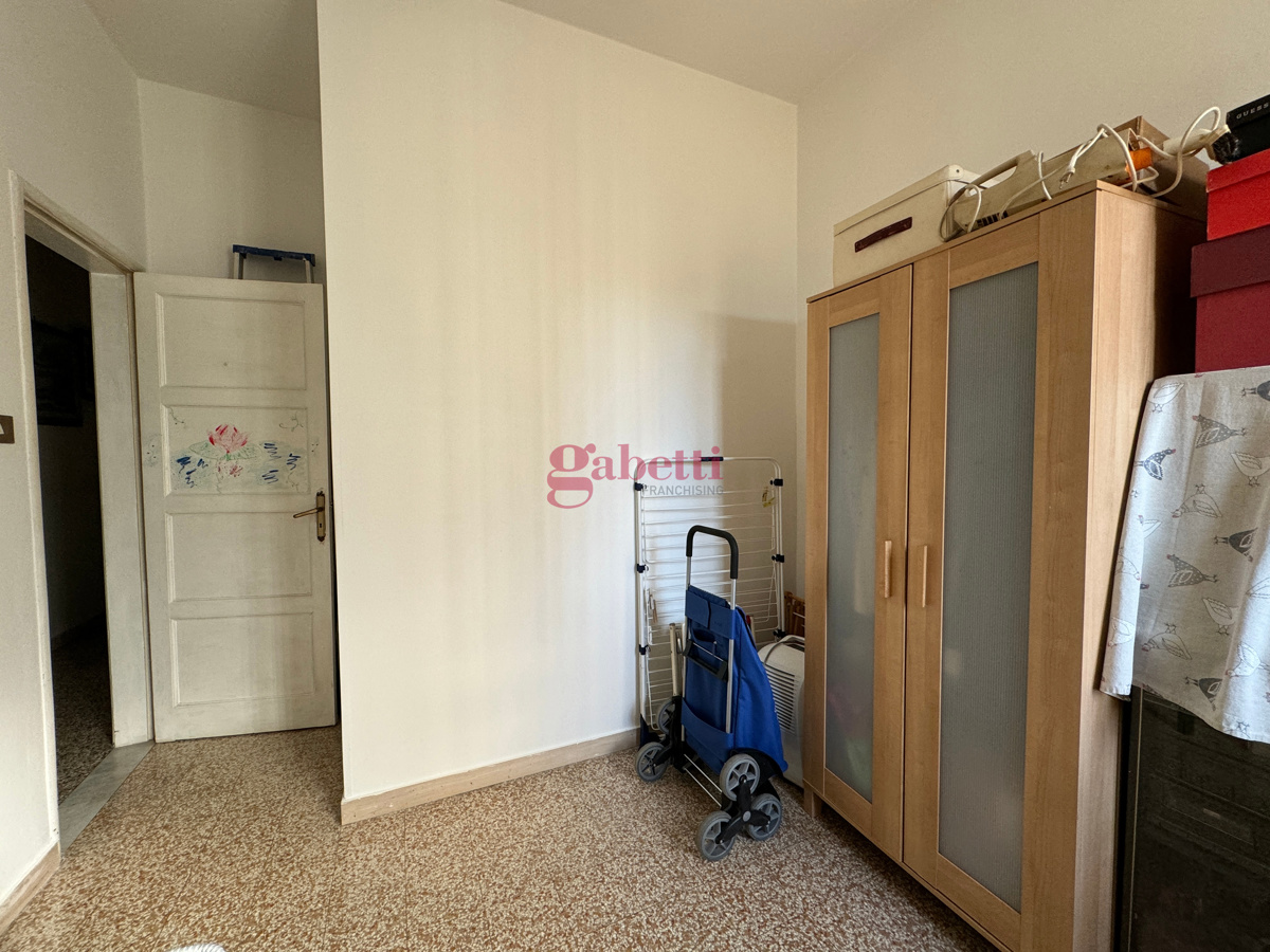 Foto 15 di 33 - Appartamento in vendita a Firenze