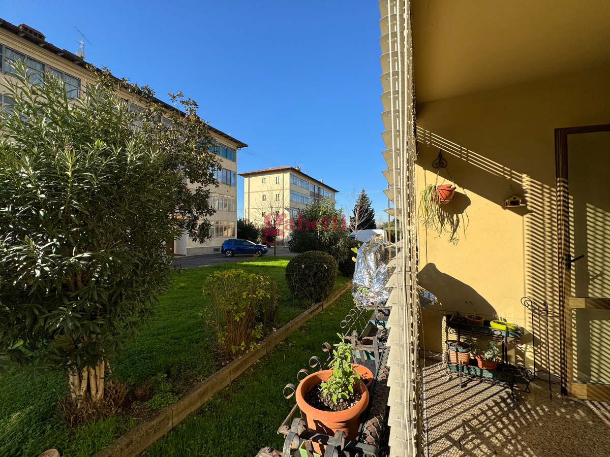 Foto 12 di 33 - Appartamento in vendita a Firenze