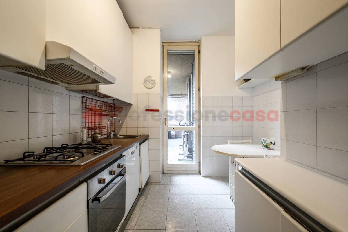 Foto 11 di 13 - Appartamento in vendita a Buccinasco