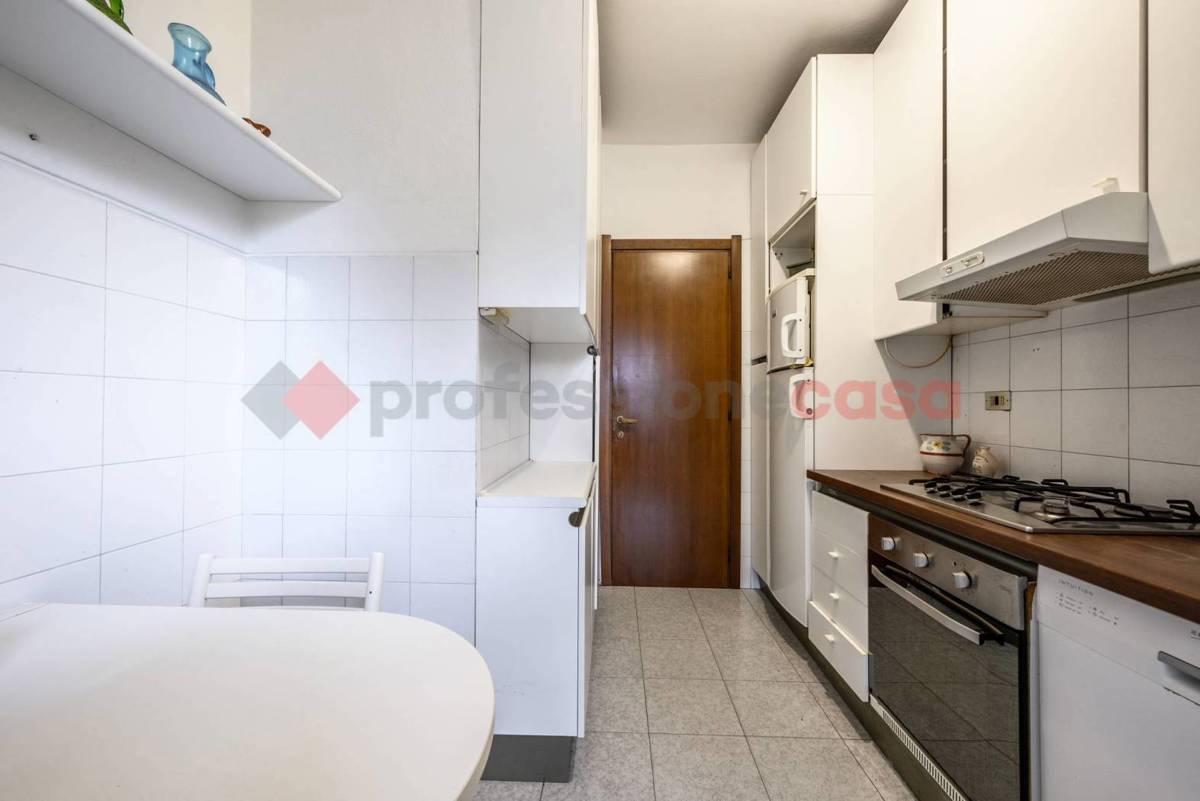 Foto 12 di 13 - Appartamento in vendita a Buccinasco