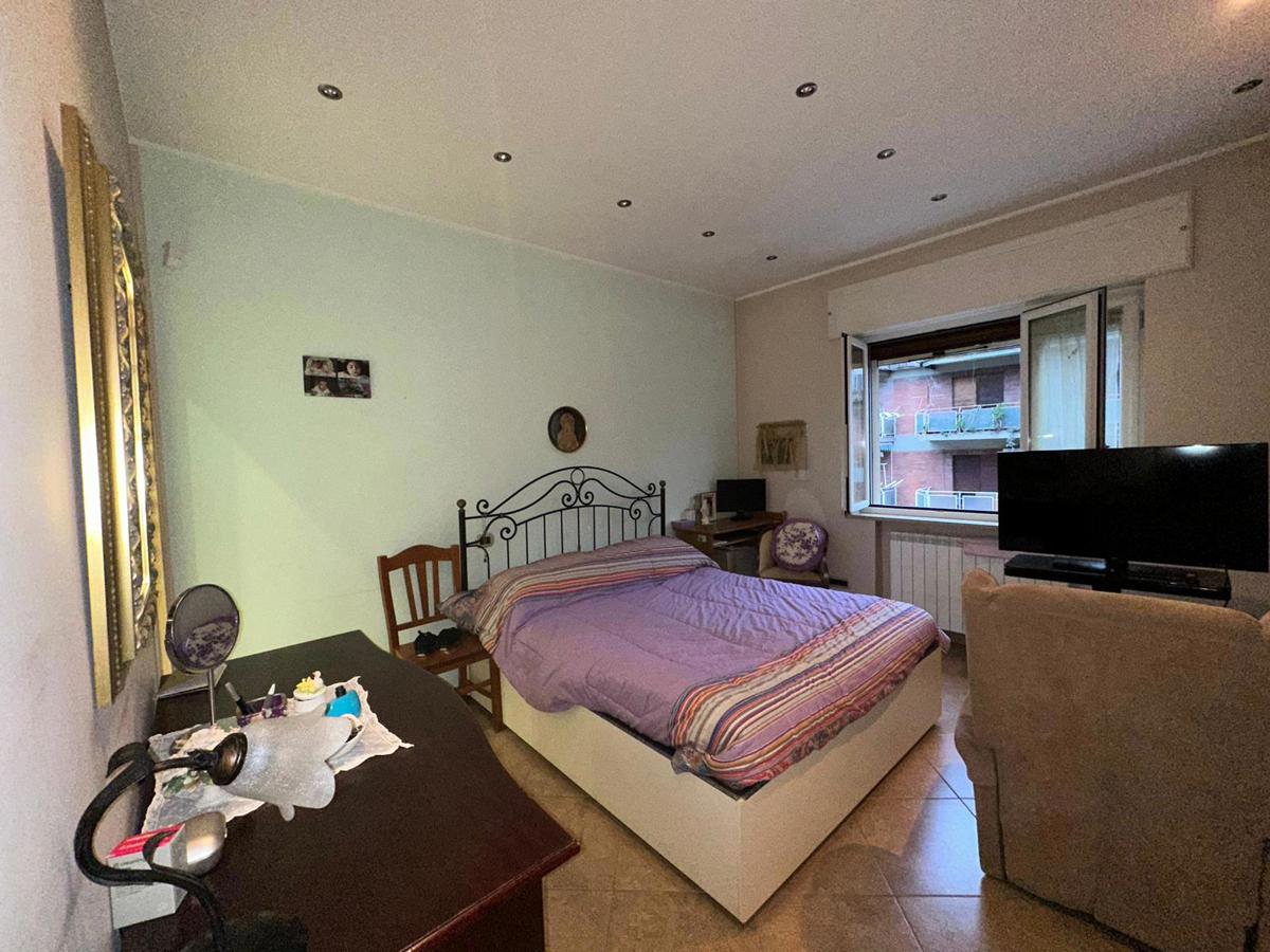 Foto 30 di 37 - Appartamento in vendita a Napoli