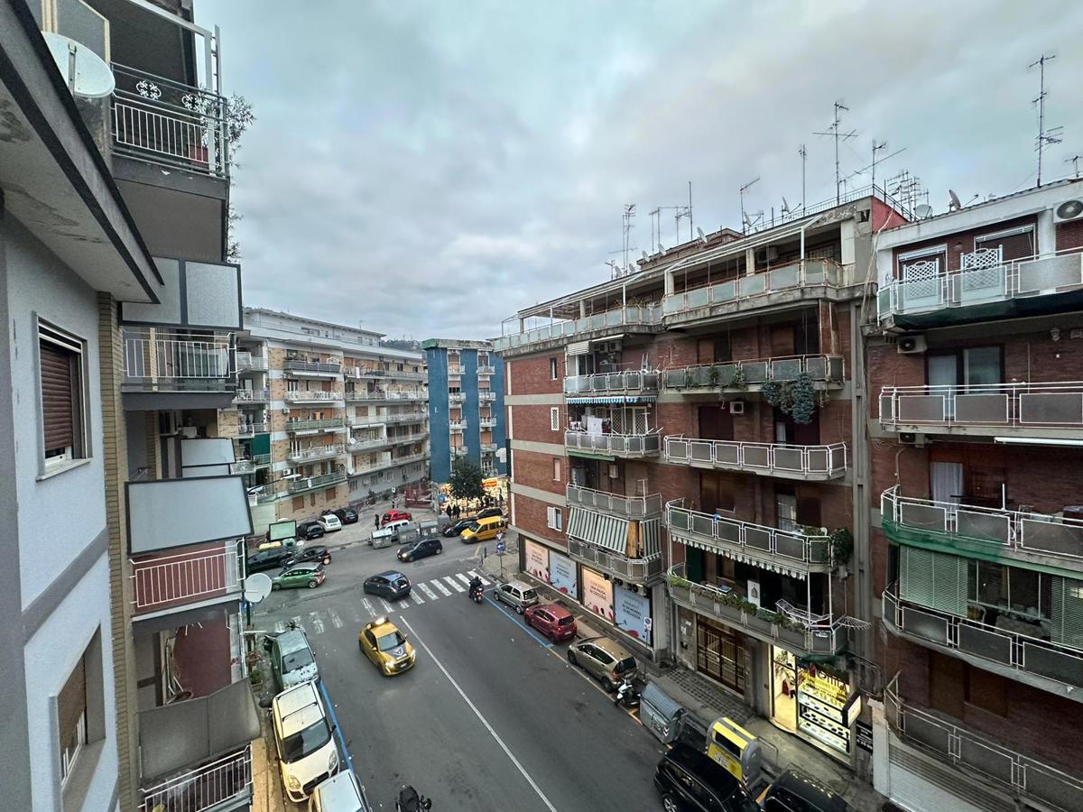 Foto 11 di 37 - Appartamento in vendita a Napoli
