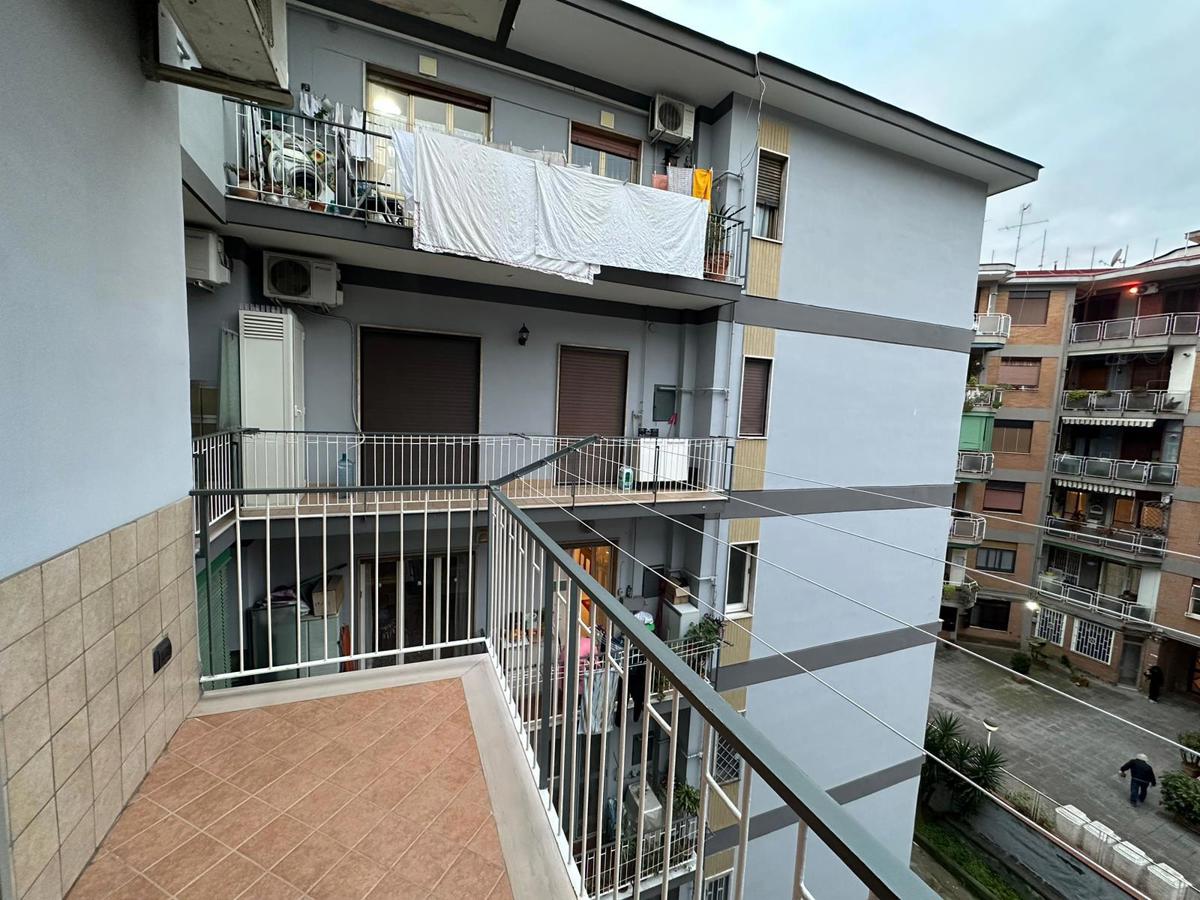 Foto 29 di 37 - Appartamento in vendita a Napoli