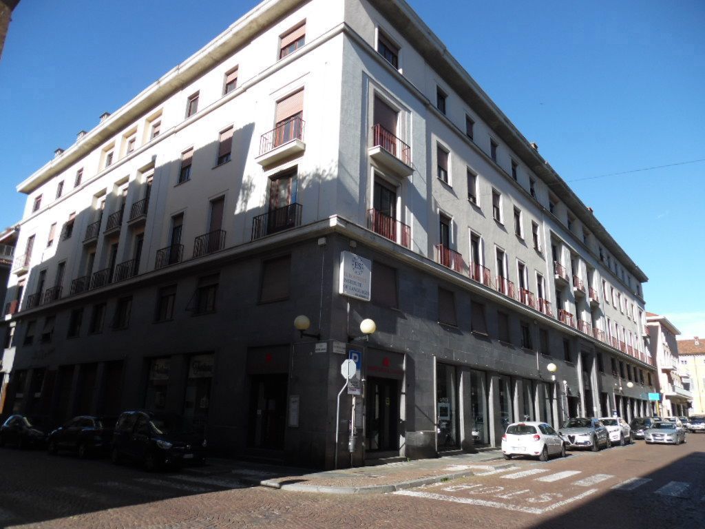 Foto 5 di 23 - Appartamento in vendita a Biella
