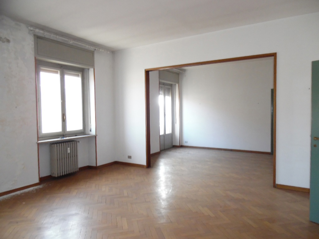 Foto 1 di 23 - Appartamento in vendita a Biella