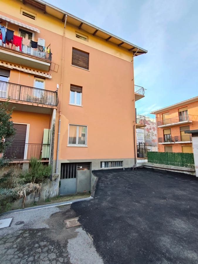 Foto 3 di 15 - Appartamento in vendita a Biella