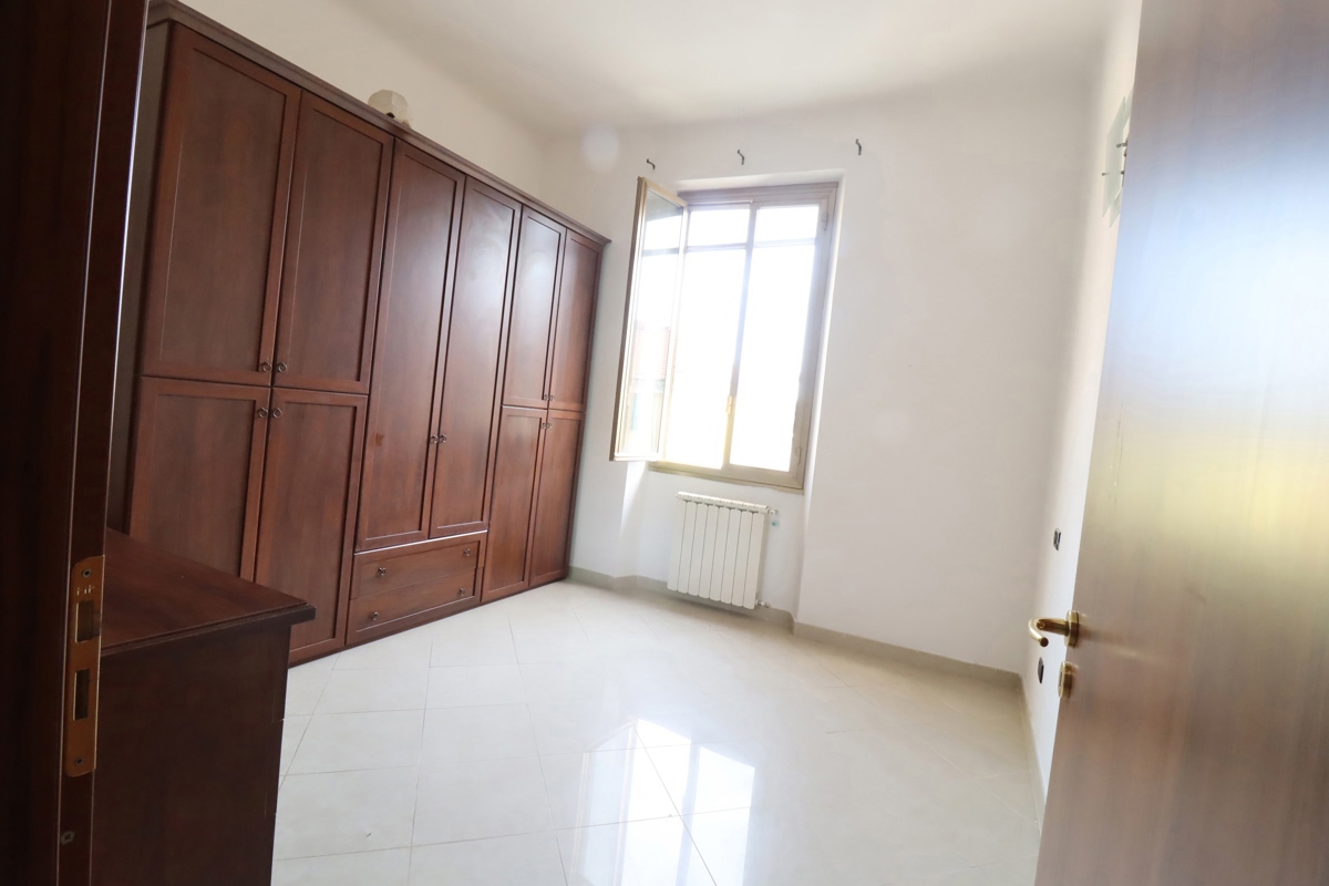 Foto 11 di 25 - Appartamento in vendita a La Spezia