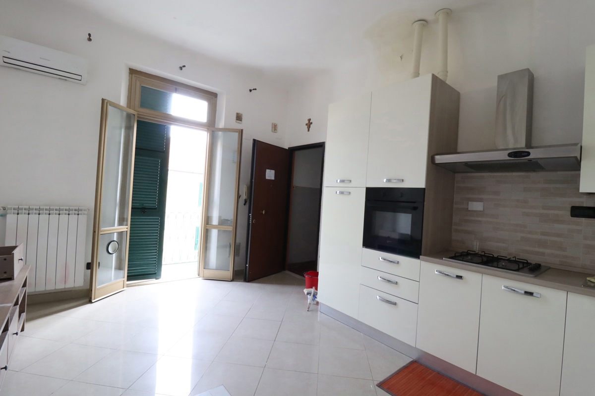 Foto 1 di 25 - Appartamento in vendita a La Spezia