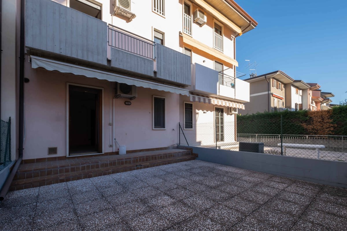 Foto 16 di 25 - Villa a schiera in vendita a San Giovanni Lupatoto
