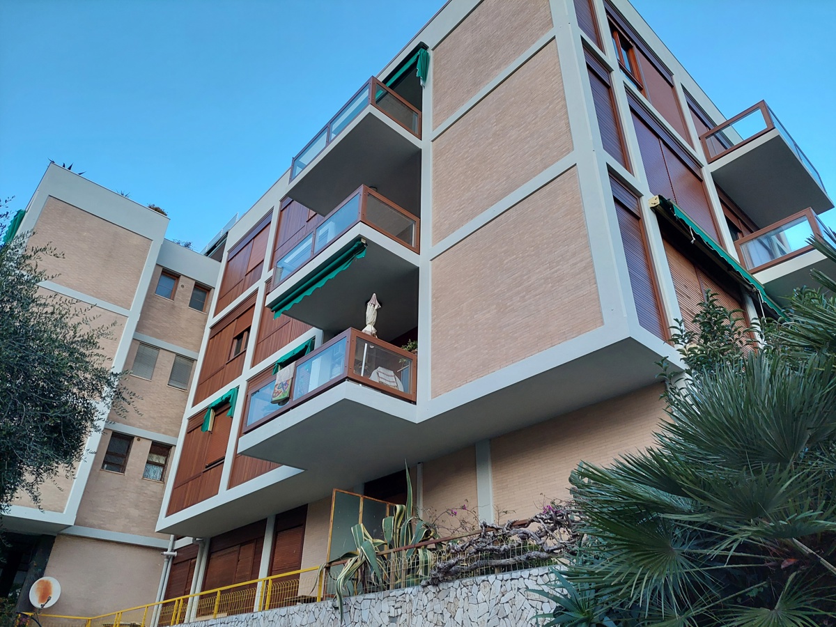 Foto 17 di 21 - Appartamento in vendita a Sanremo