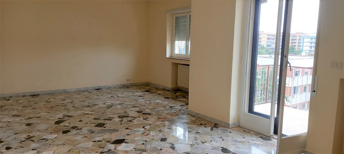 Foto 8 di 21 - Appartamento in affitto a Bari