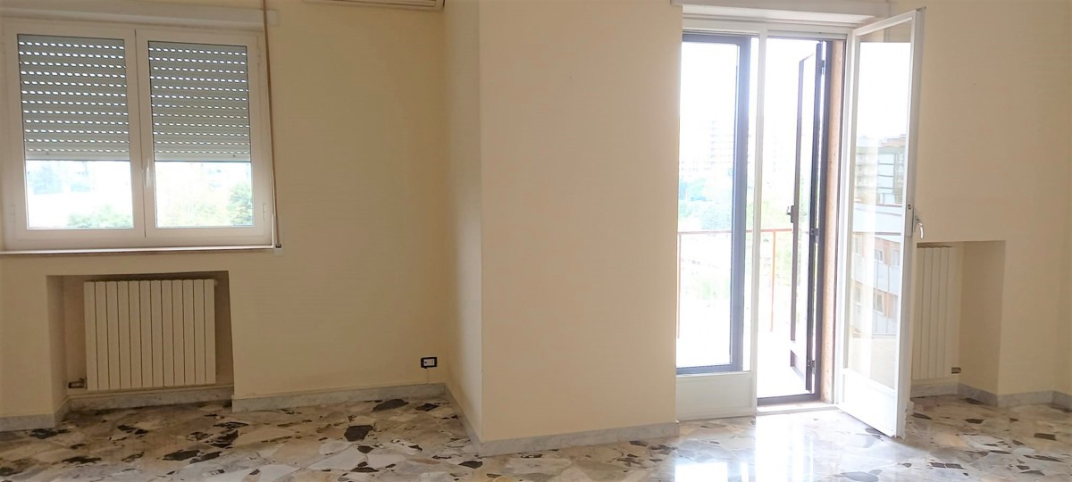 Foto 9 di 21 - Appartamento in affitto a Bari