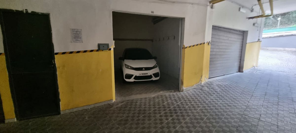 Foto 8 di 11 - Garage in vendita a Napoli