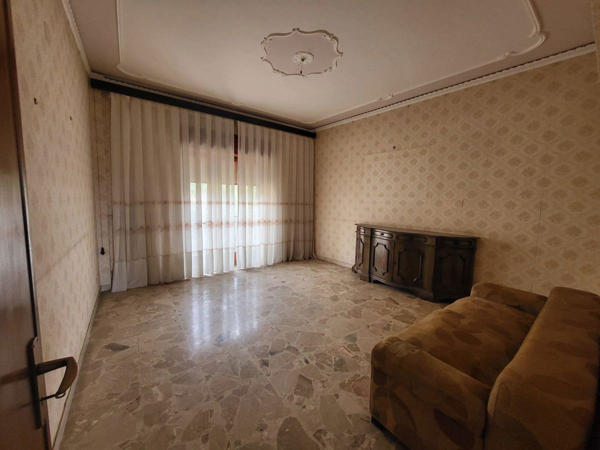 Foto 17 di 30 - Appartamento in vendita a Messina