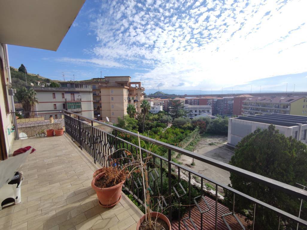 Foto 19 di 30 - Appartamento in vendita a Messina