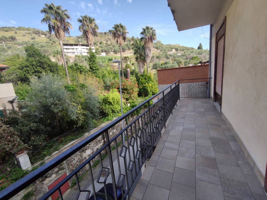 Foto 16 di 30 - Appartamento in vendita a Messina